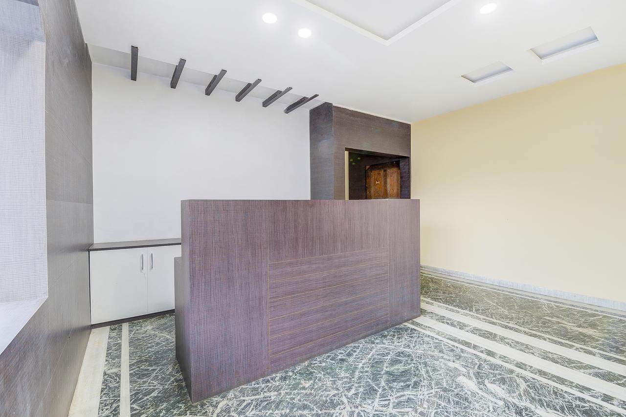 Oyo 13521 Sudhriti Hotel Siliguri Eksteriør billede